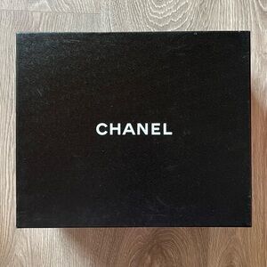Chanel Box (BB59)
